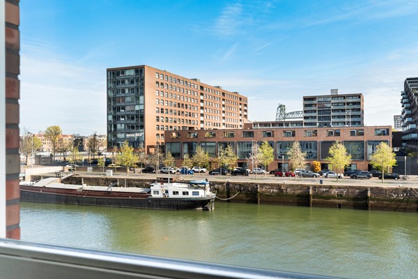 Medium property photo - Ernest Groosmanplein 4, 3071 MN Rotterdam